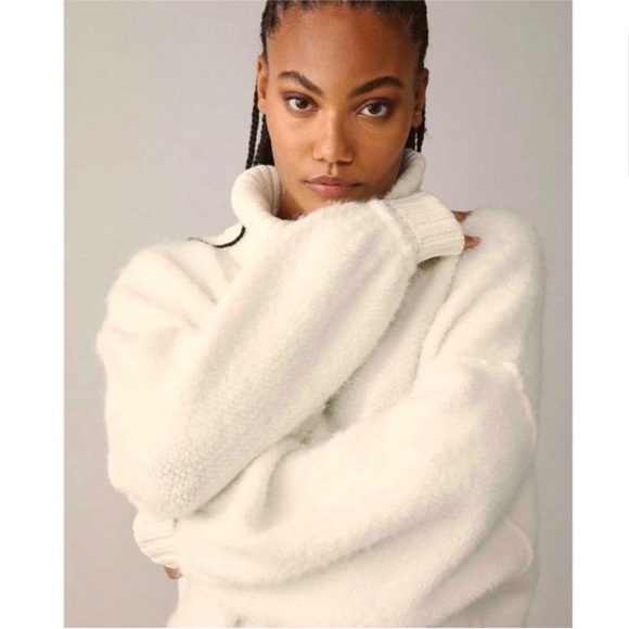 Free People Milo Tunic Turtleneck Sweater in Evening Cream Off White NWT Small - Picture 10 of 12